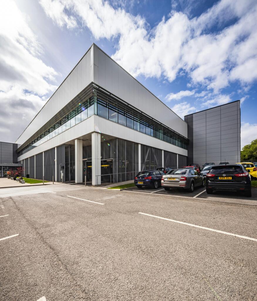 100 white rose business centre 2018_05_10 by mcfadePano2 V2.jpg
