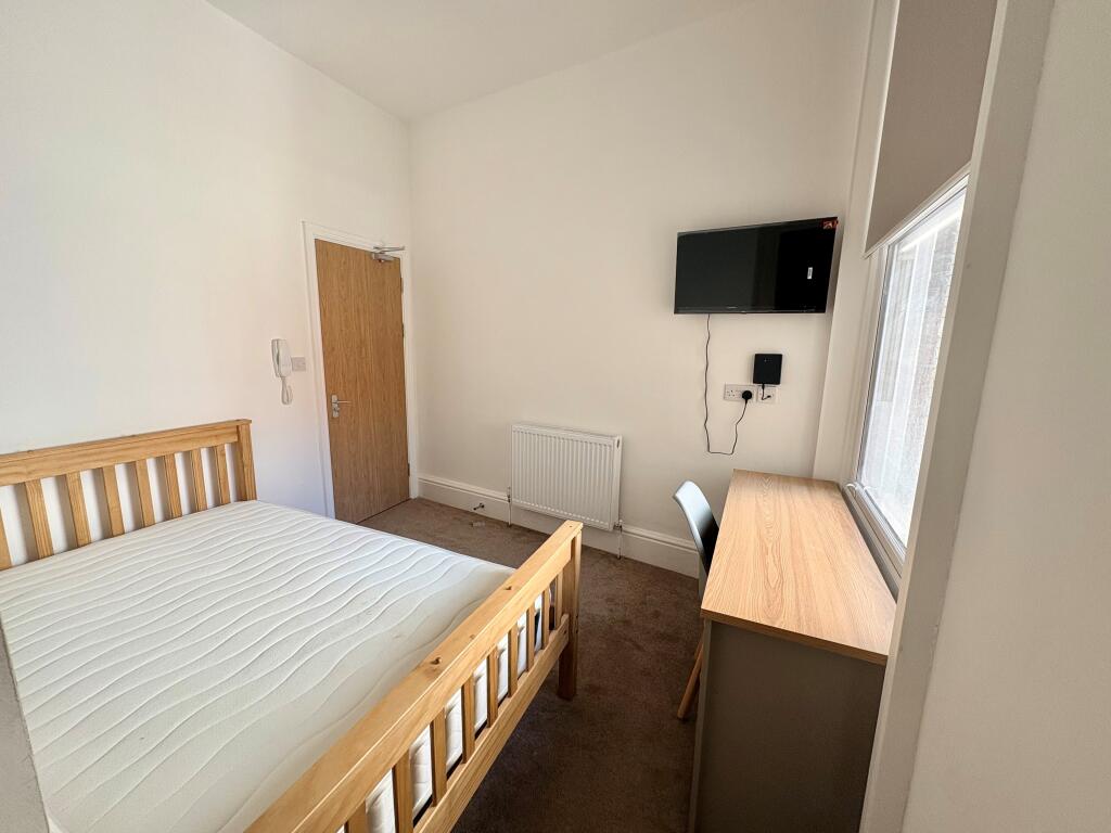 Main image of property: Room 13, Ormskirk Street, WA10 1BJ