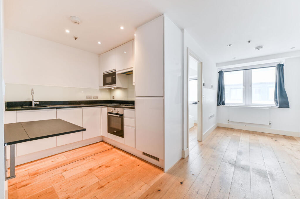 Main image of property: High Street, Croydon, CR0