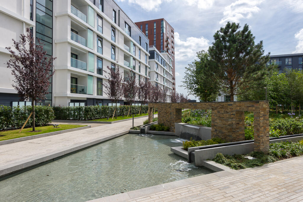 Main image of property: Wandsworth Road, Nine Elms, SW8