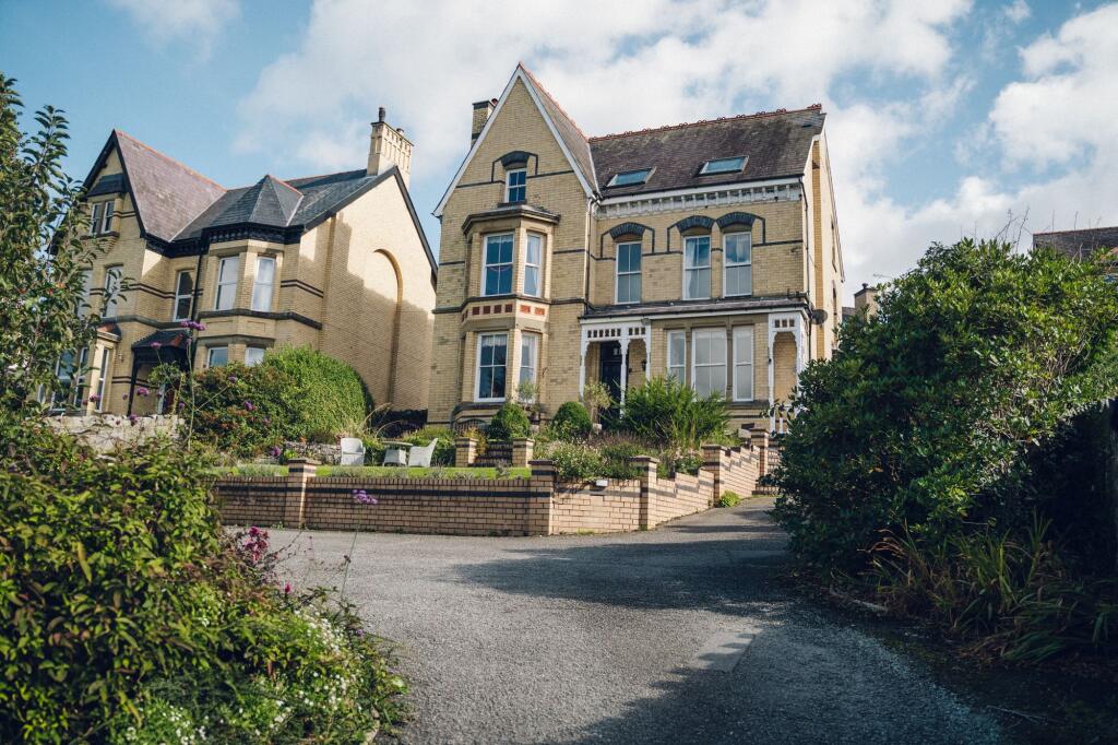 Main image of property: St. Davids Road, Caernarfon, LL55