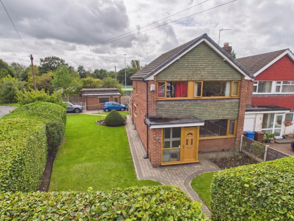 Main image of property: Lomond Close, Woodsmoor, Stockport, SK2