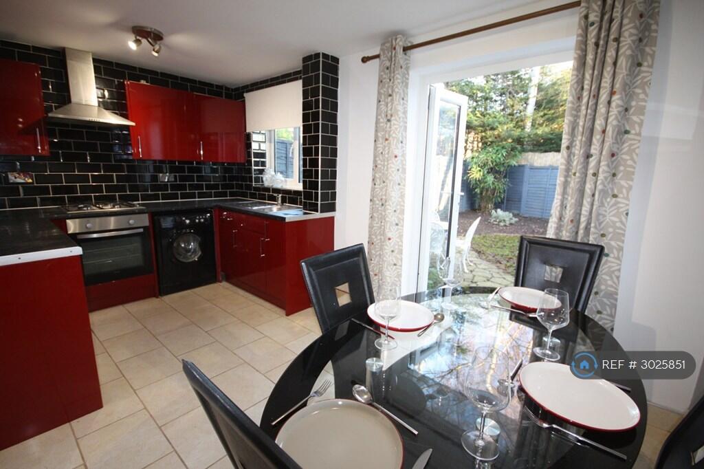 Main image of property: Kelstern Close, Lincoln, LN6