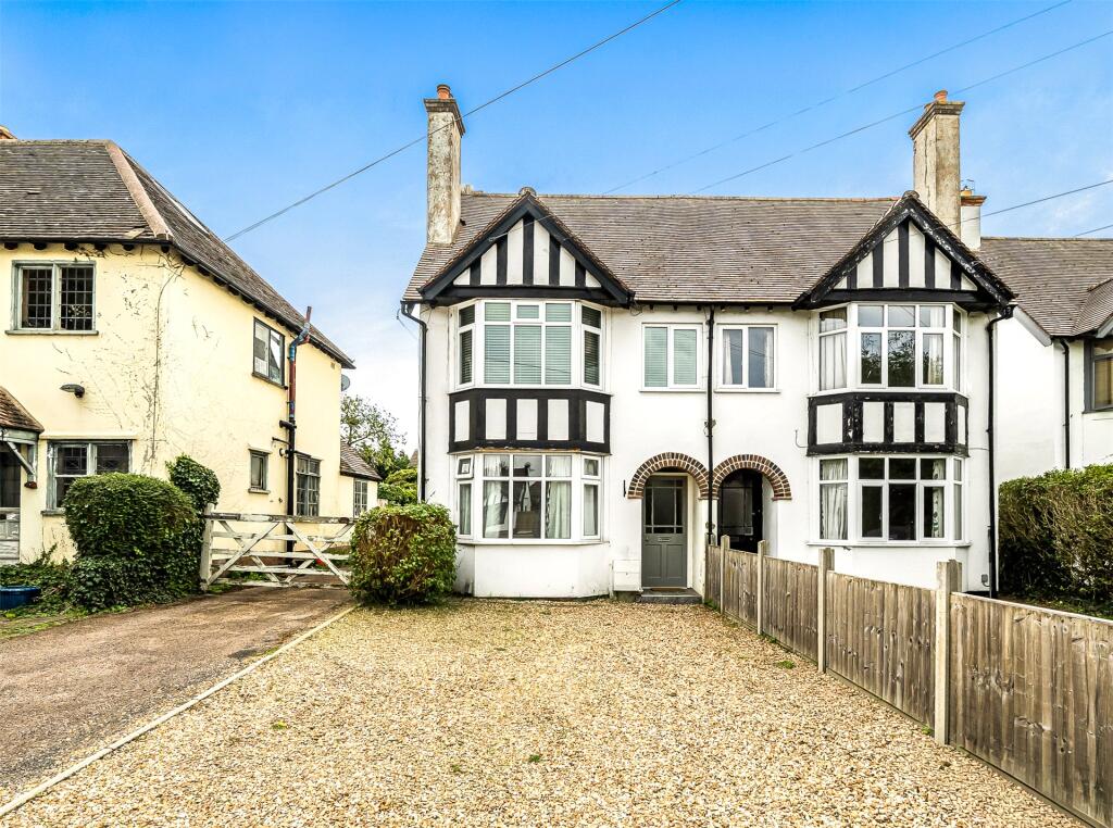 Main image of property: Evesham Road, Stratford-upon-Avon, Warwickshire, CV37