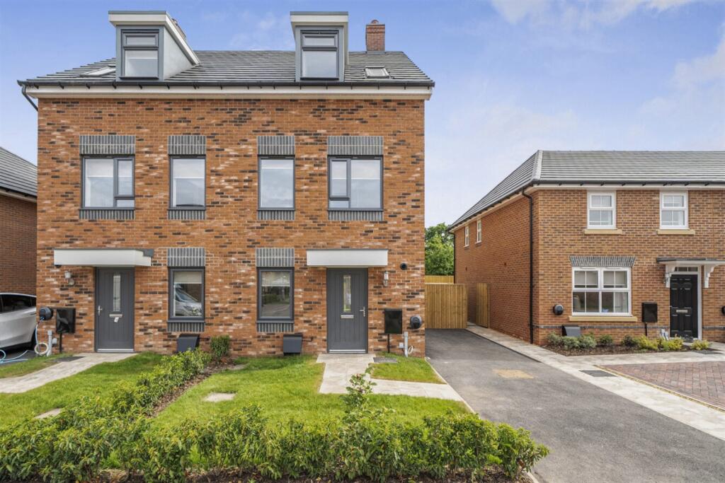 Main image of property: White Lias Way, CV33