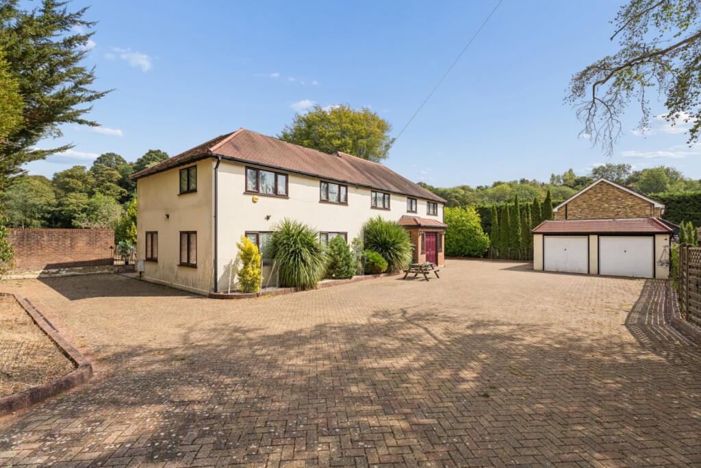 Main image of property: Deadhearn Lane, Chalfont St. Giles, Buckinghamshire, HP8
