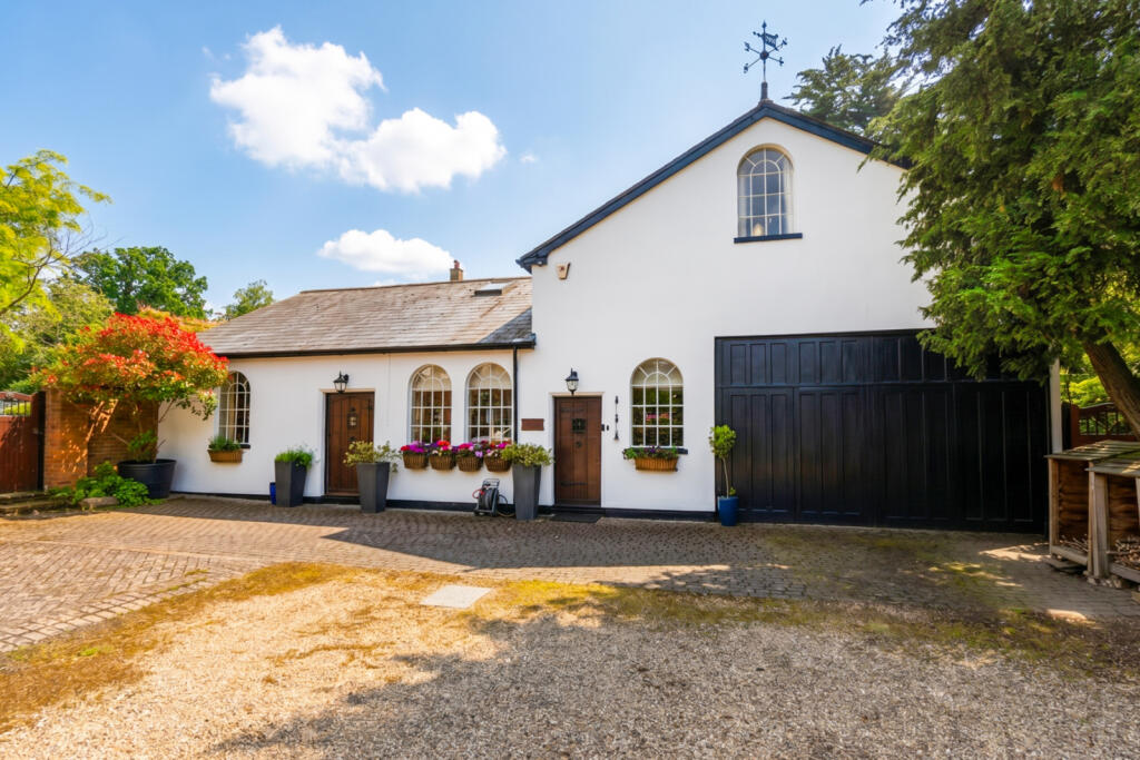 Main image of property: Bocking End, Bocking, Essex, CM7