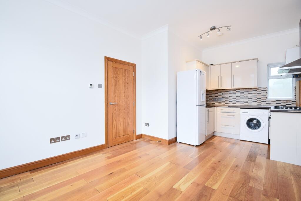 Main image of property: Perry Hill, Catford, London, SE6