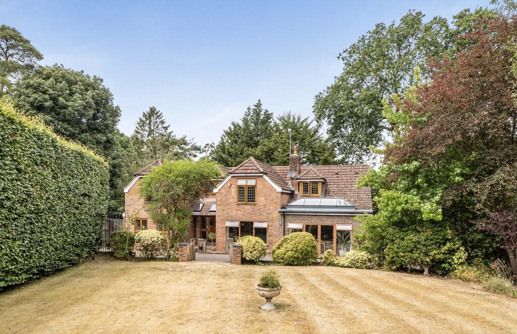 Main image of property: Storrington - close to the village centre