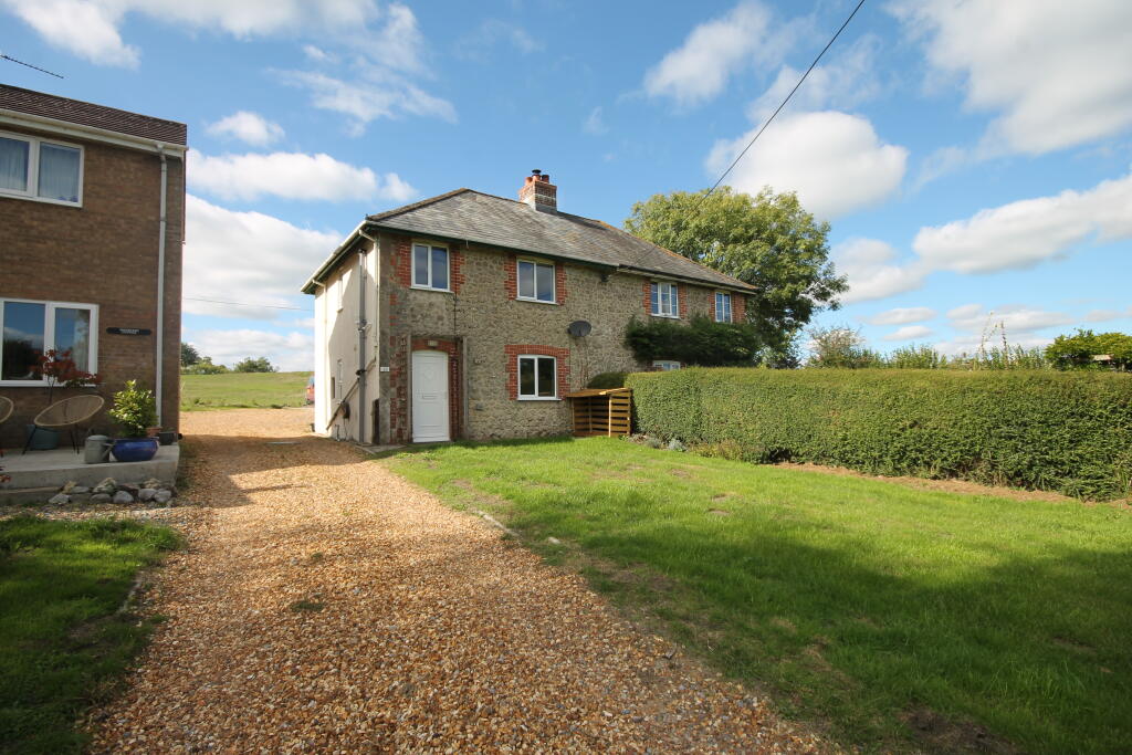 Main image of property: 33 West Chelborough, Nr Evershot. DT2 0PY