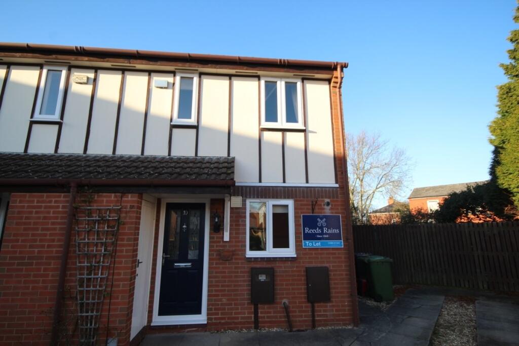 Main image of property: Bonniksen Close, Leamington Spa, Warwickshire, CV31