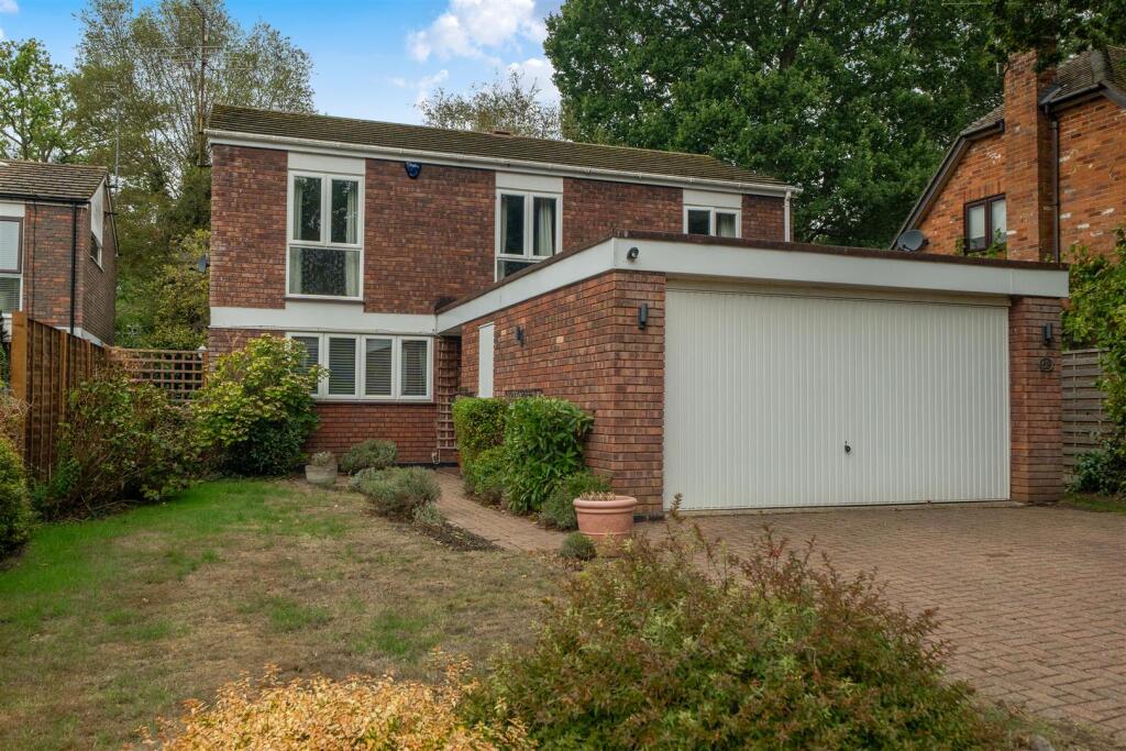 Main image of property: Wellesley Drive, Crowthorne, Berkshire, RG45 6AL
