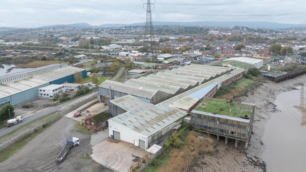 Newport site 2 aerials12.jpg
