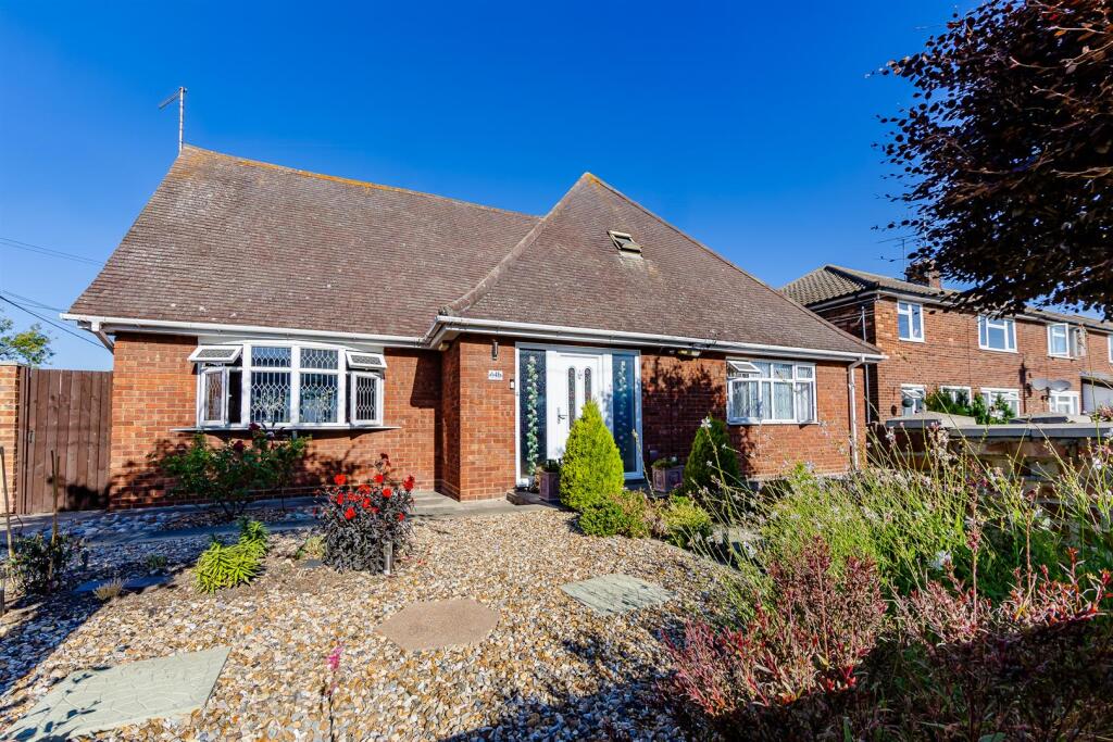 Main image of property: Sutton Court Drive, Rochford
