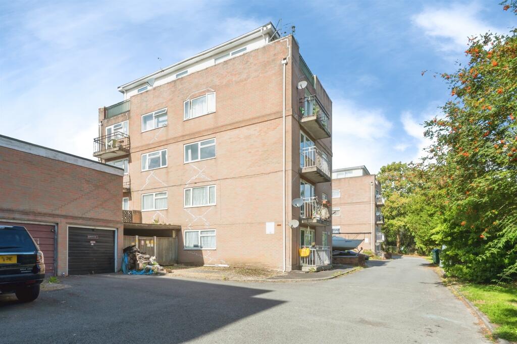 Main image of property: Brook Valley, Southampton