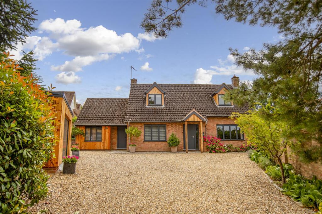 Main image of property: Hardwick Lane, Bury St. Edmunds