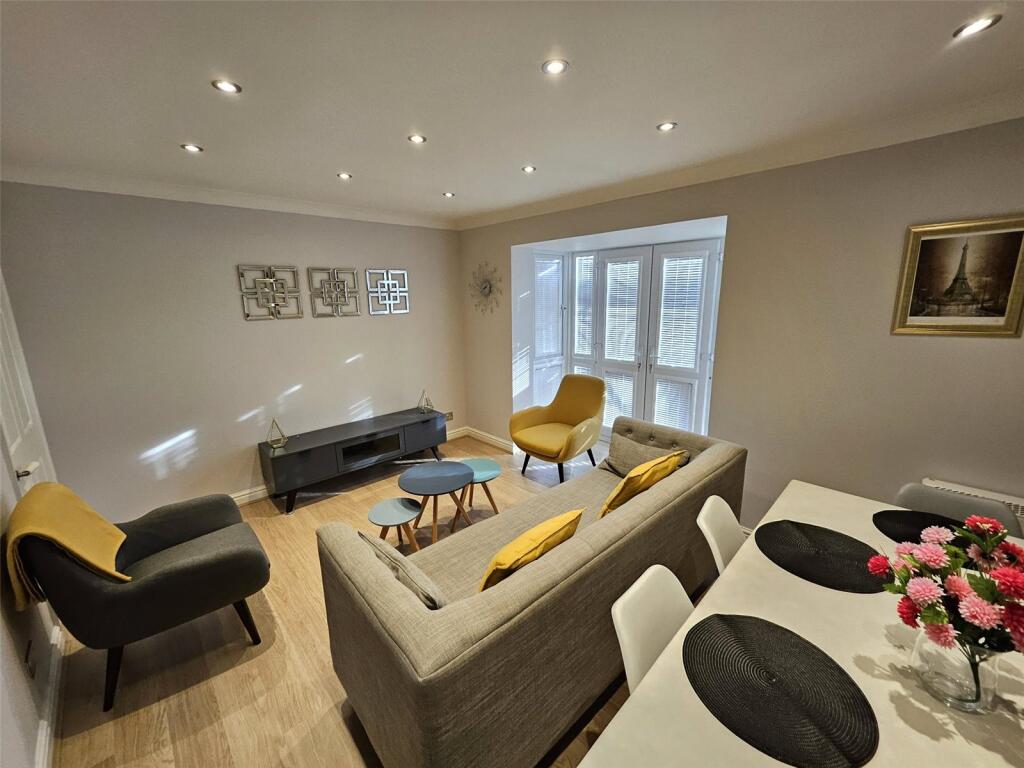 Main image of property: Monmouth Grove, Brentford, Greater London, TW8