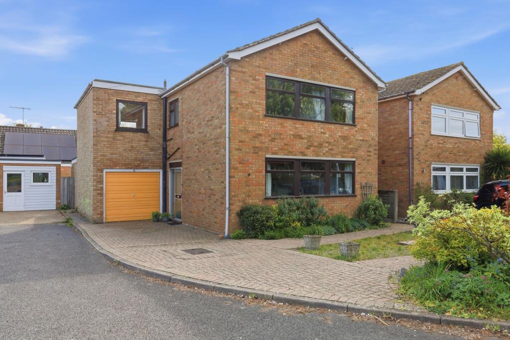 Main image of property: Westholme Close, Woodbridge, IP12