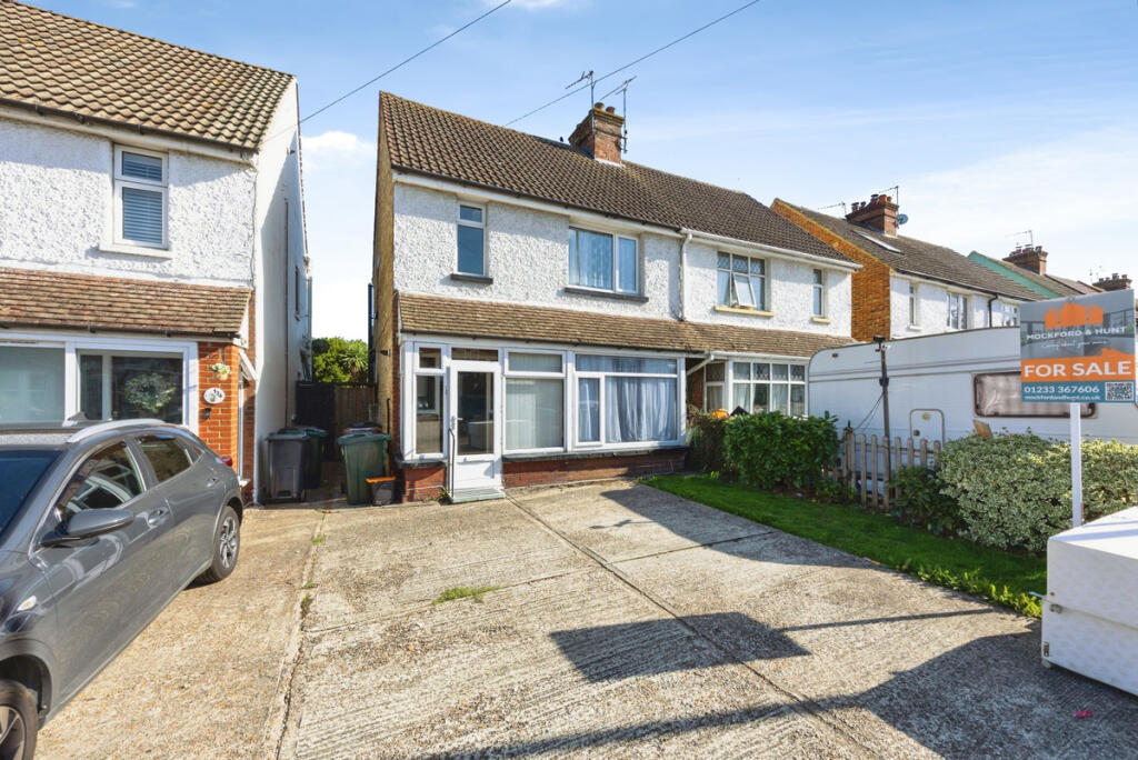 Main image of property: Kingsnorth Road, Ashford, TN23 6