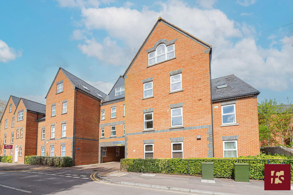 Main image of property: Heath Hill Road South, Crowthorne, Berkshire RG45 7BH