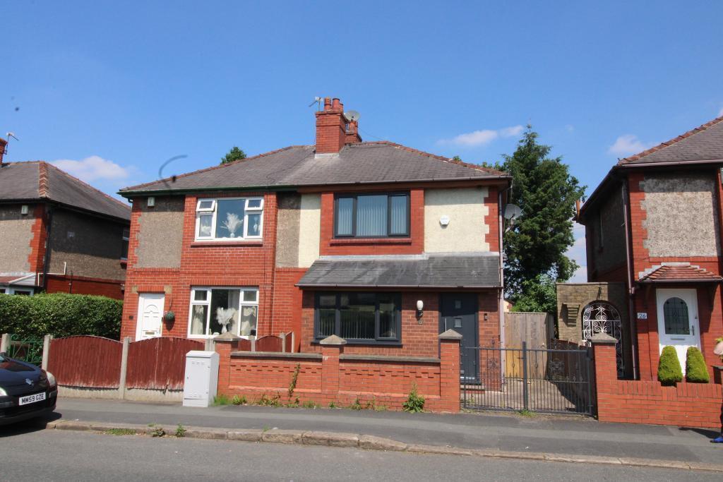 Main image of property: Dewsnap Lane, Dukinfield, Cheshire, SK16 5AW