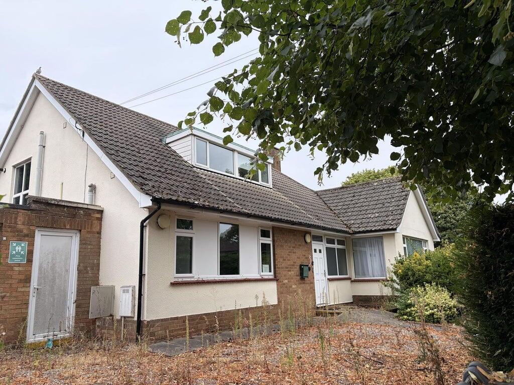 Main image of property: Hillcrest Avenue, 3 Hillcrest Avenue  Spinney Hill, Northampton, NN3 2AB