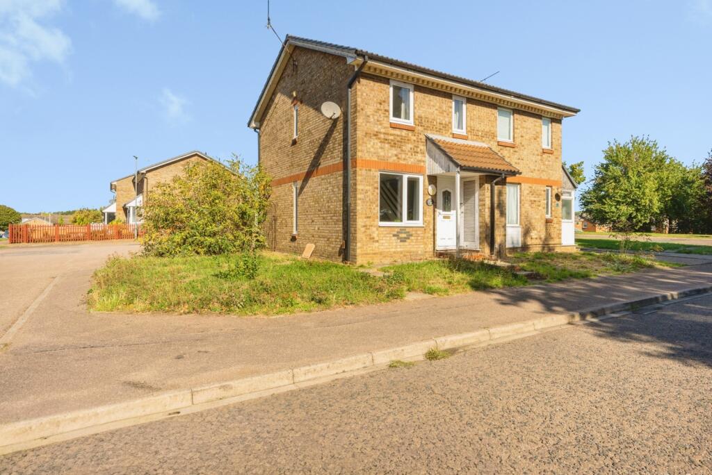 Main image of property: Penda Close, Luton, LU3