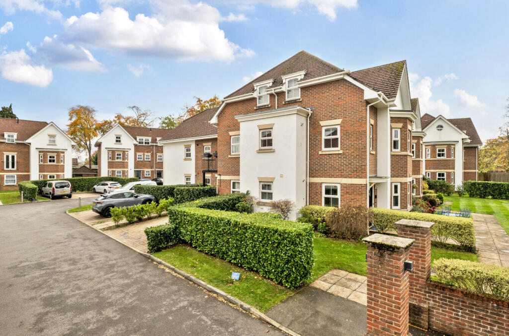 Main image of property: Wiltshire Road, Wokingham, Berkshire, RG40