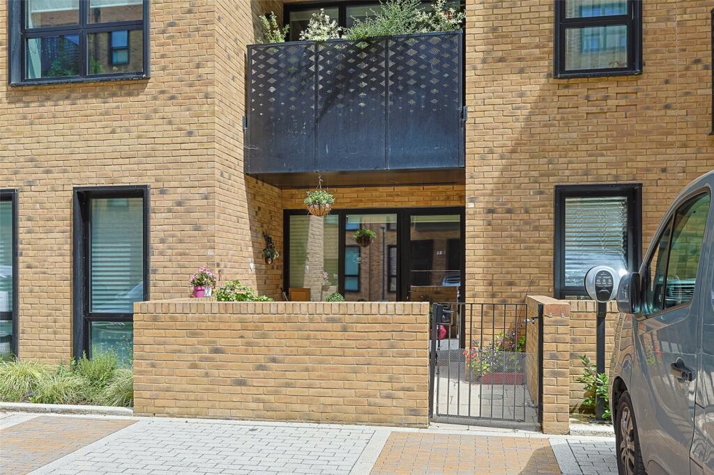 Main image of property: Middle Road, Ealing, W7