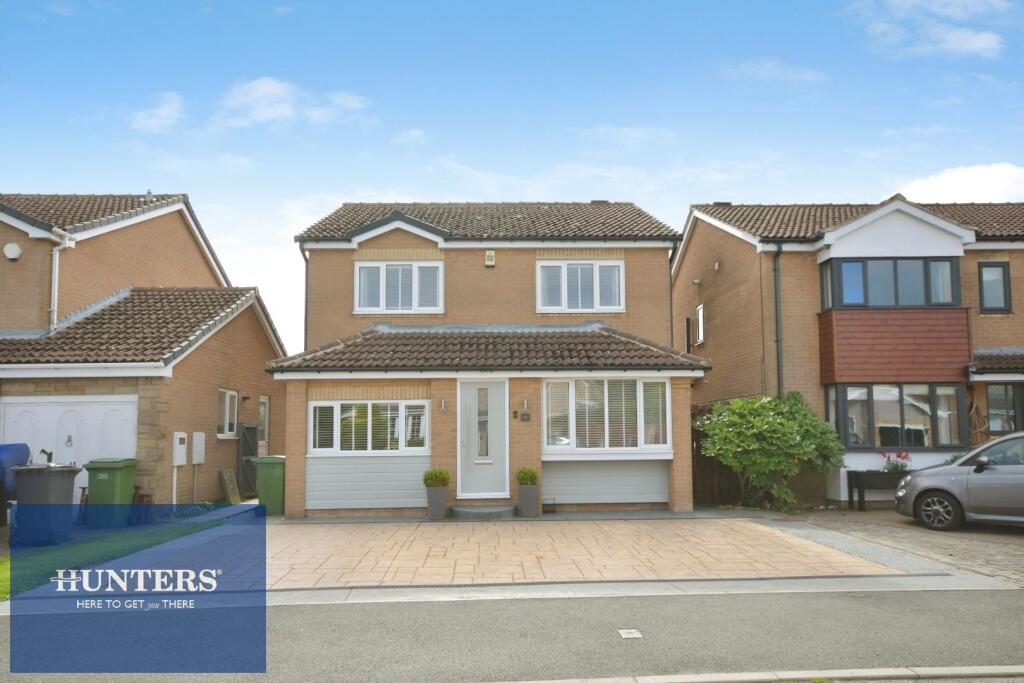 Main image of property: Bank Wood Close, Upper Newbold, Chesterfield, S41 8XQ