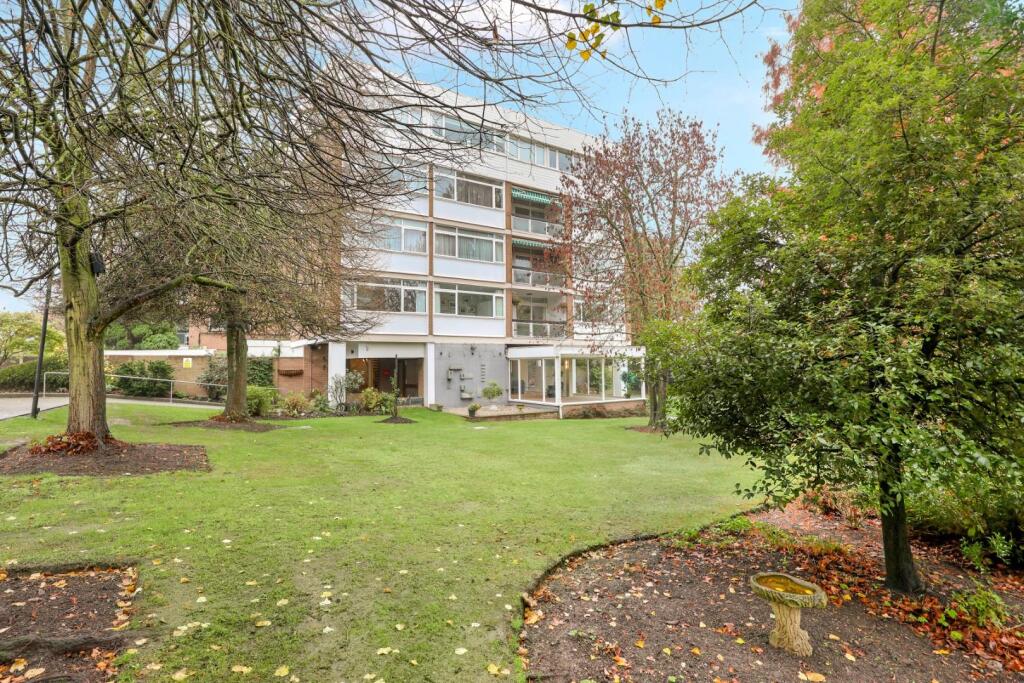 Main image of property: The Bowls, Chigwell