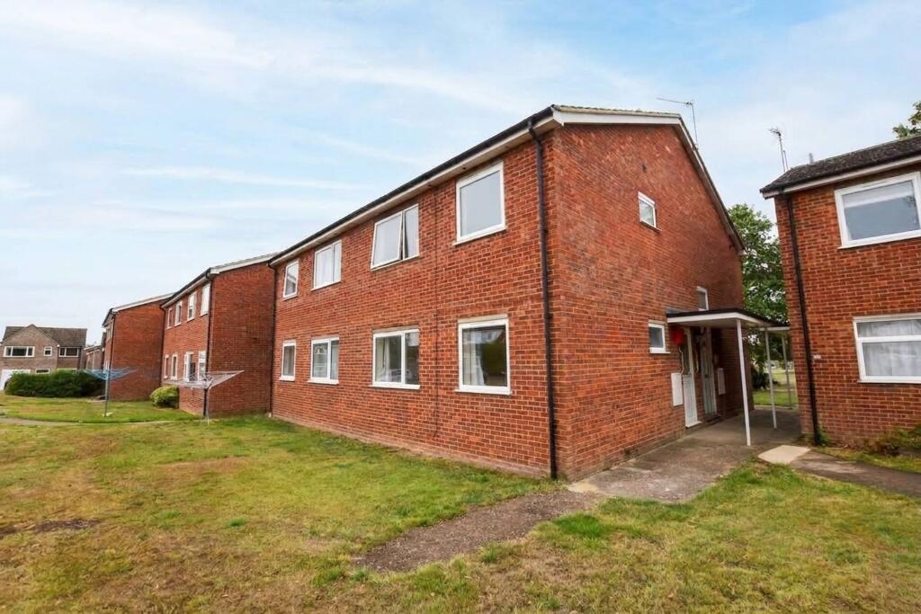Main image of property: Chalgrove Road, Thame, OX9