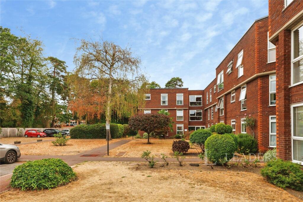 Main image of property: Queens Court, Ellesmere Road, Weybridge, KT13