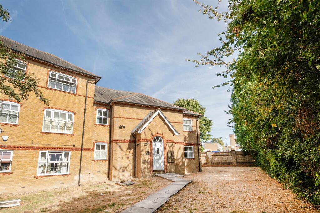 Main image of property: Chamberlayne Avenue, Wembley