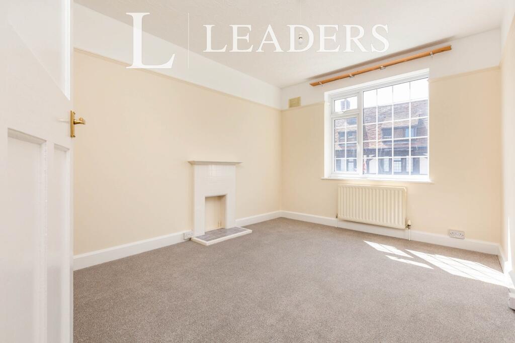 Main image of property: High Street, TN13