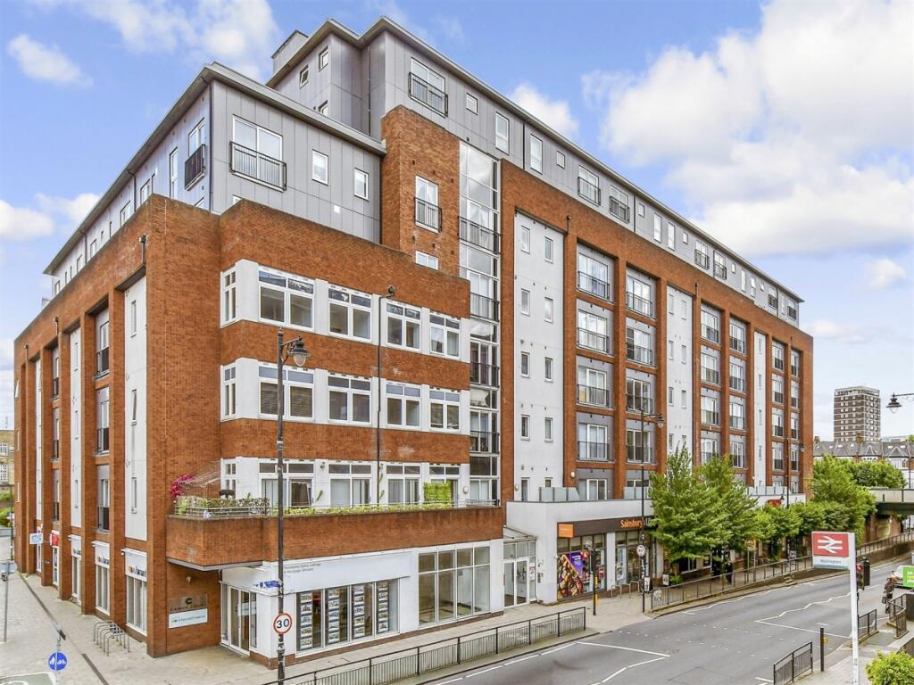 Main image of property: Manor Road Wallington SM6