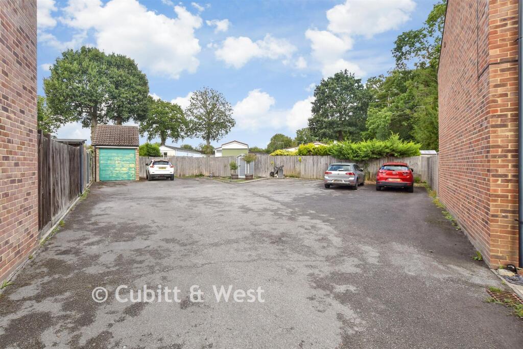 Main image of property: Mapledown Close, Southwater, Horsham, West Sussex