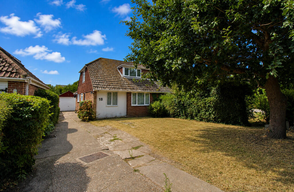 Main image of property: The Grove, Hill Head, Fareham