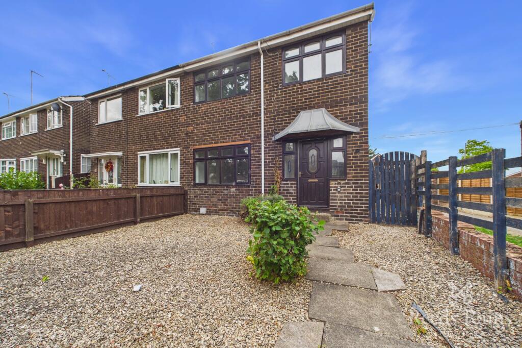 Main image of property: Acacia Green, Pontefract, West Yorkshire, WF8