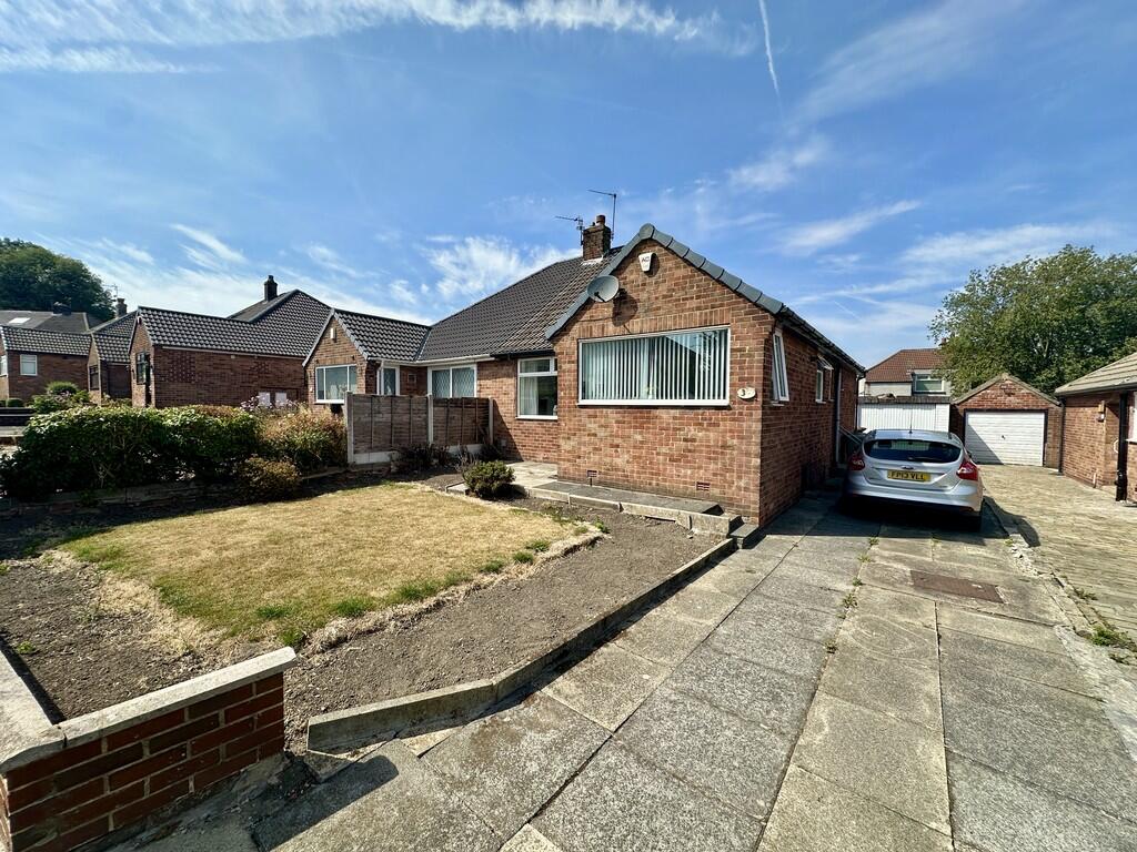 Main image of property: The Fairway, Stanningley