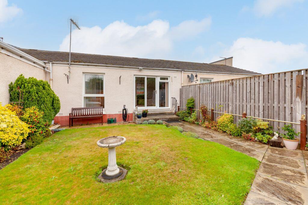 Main image of property: 73 South Gyle Gardens, Edinburgh, EH12 7SA