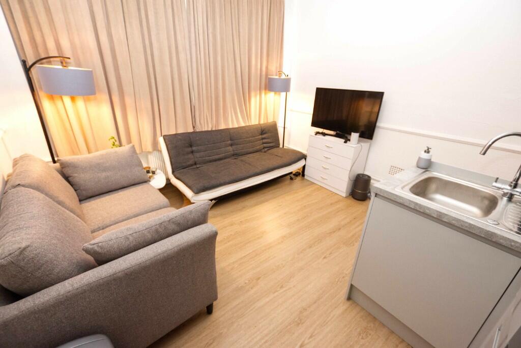 Main image of property: 71 Middle Street, BN1