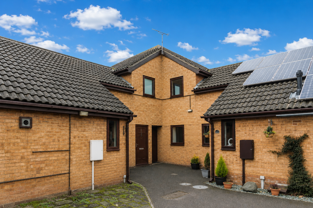Main image of property: Waterside Gardens, Nottingham, Nottingham City NG7