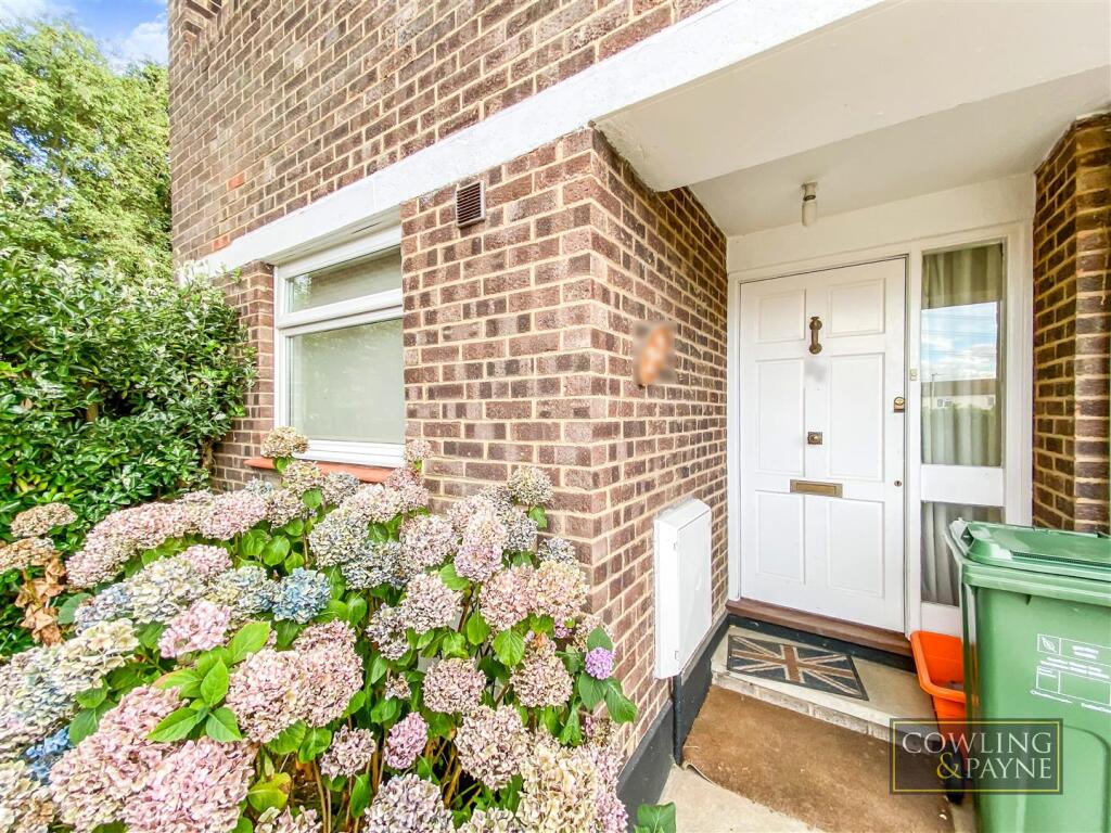 Main image of property: ROYAL OAK DRIVE, WICKFORD