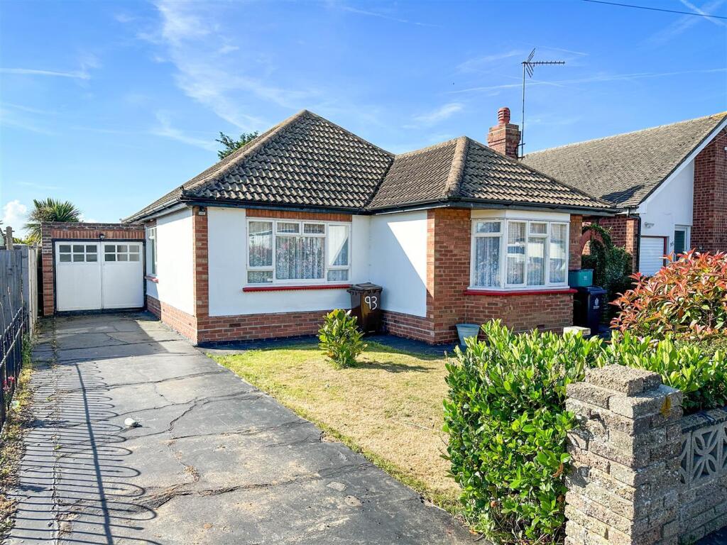 Main image of property: Park Square East, Jaywick, Clacton-on-Sea, Essex, CO15