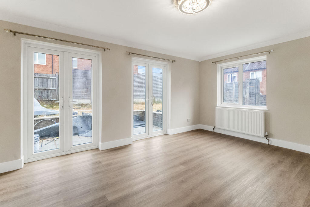 Main image of property: SPACIOUS FOUR-BEDROOM FAMILY HOME - Milton Keynes, MK14