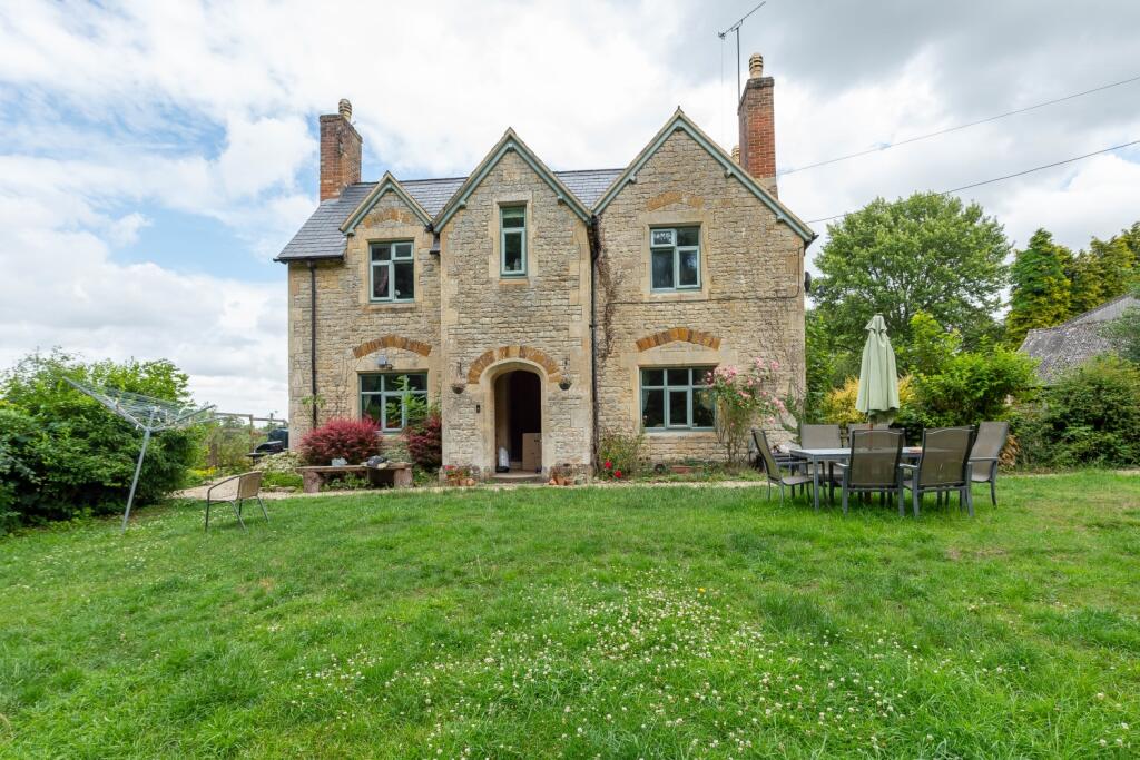 Main image of property: Steeple Aston, Oxfordshire, OX25 5QH