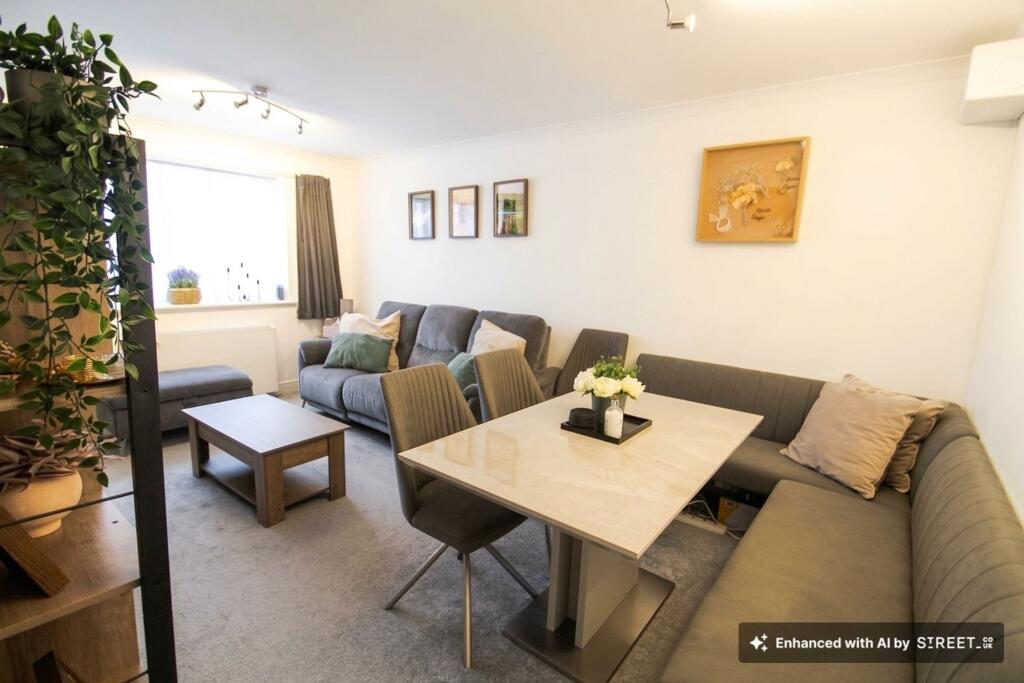 Main image of property: Clarence Close, Barnet, EN4