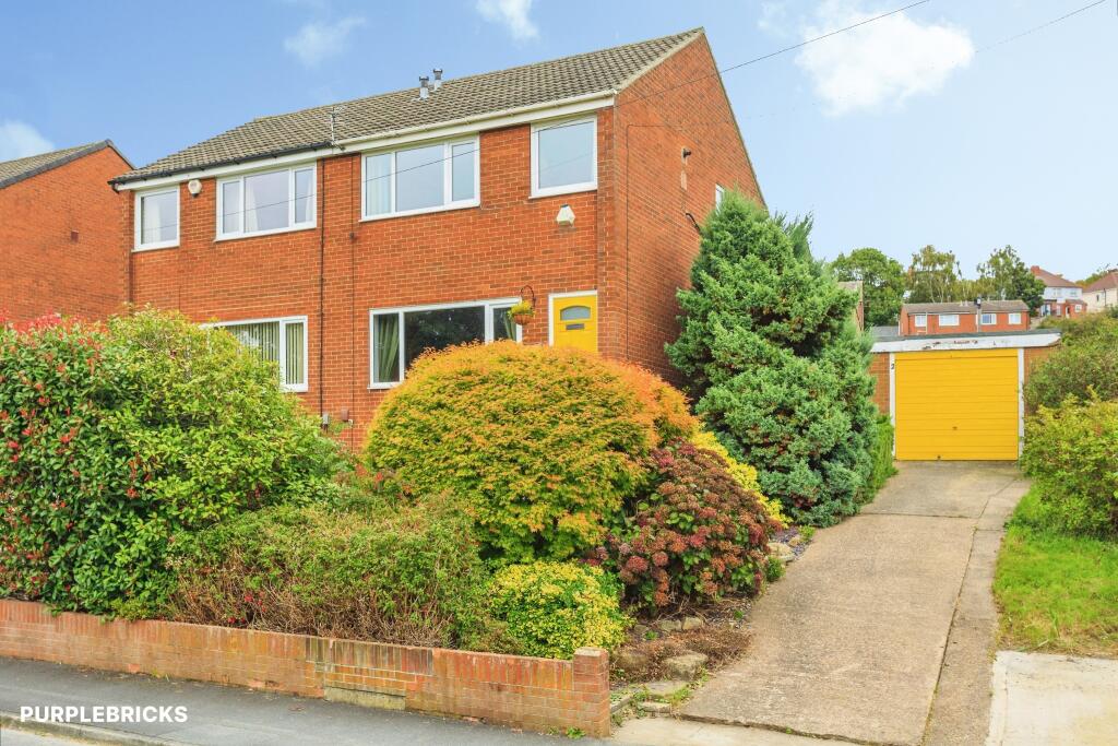 Main image of property: Granny Lane, Wortley, Leeds, LS12
