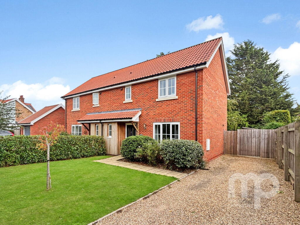 Main image of property: The Ridings, Spooner Row, NR18